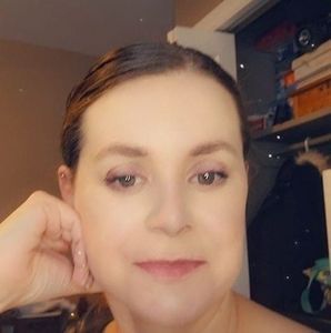 Meet your Posher, Loretta